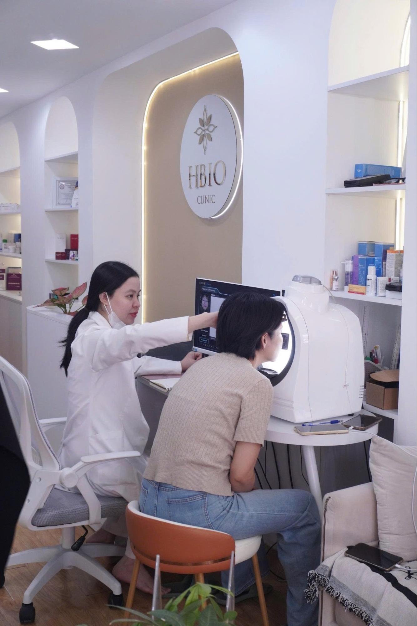 Khám và tư vấn