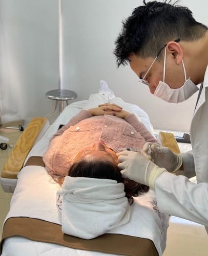 Những lưu ý khi tiến hành lựa chọn phương pháp thẩm mỹ làm đầy má hóp