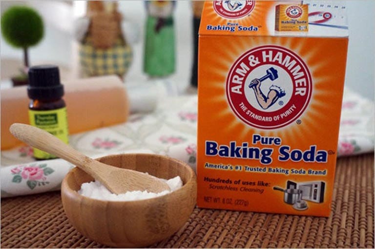 Baking soda giúp làm se khít lỗ chân lông