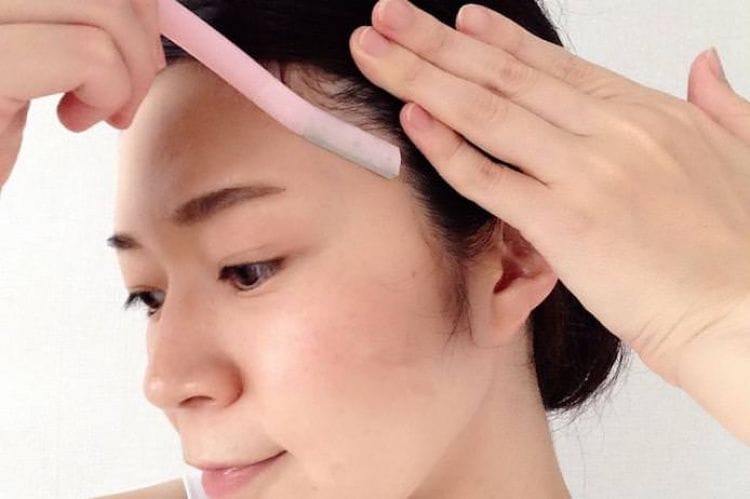 Cạo lông mặt là gì? Vì sao ngày càng phổ biến?