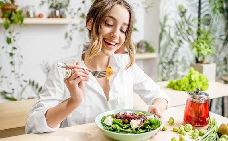 Điều chỉnh chế độ ăn uống, sinh hoạt
