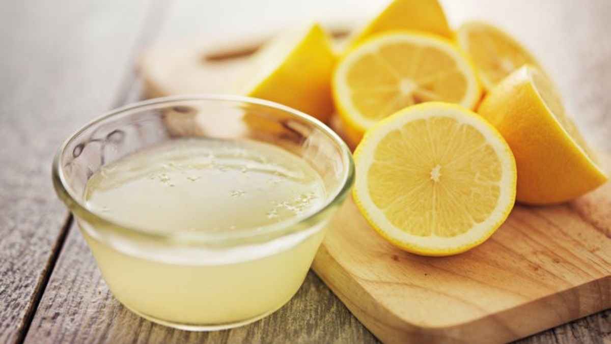 Cách trị nám gò má tại nhà bằng nước cốt chanh tươi
