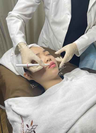 Prevent and minimize pain after filler injection