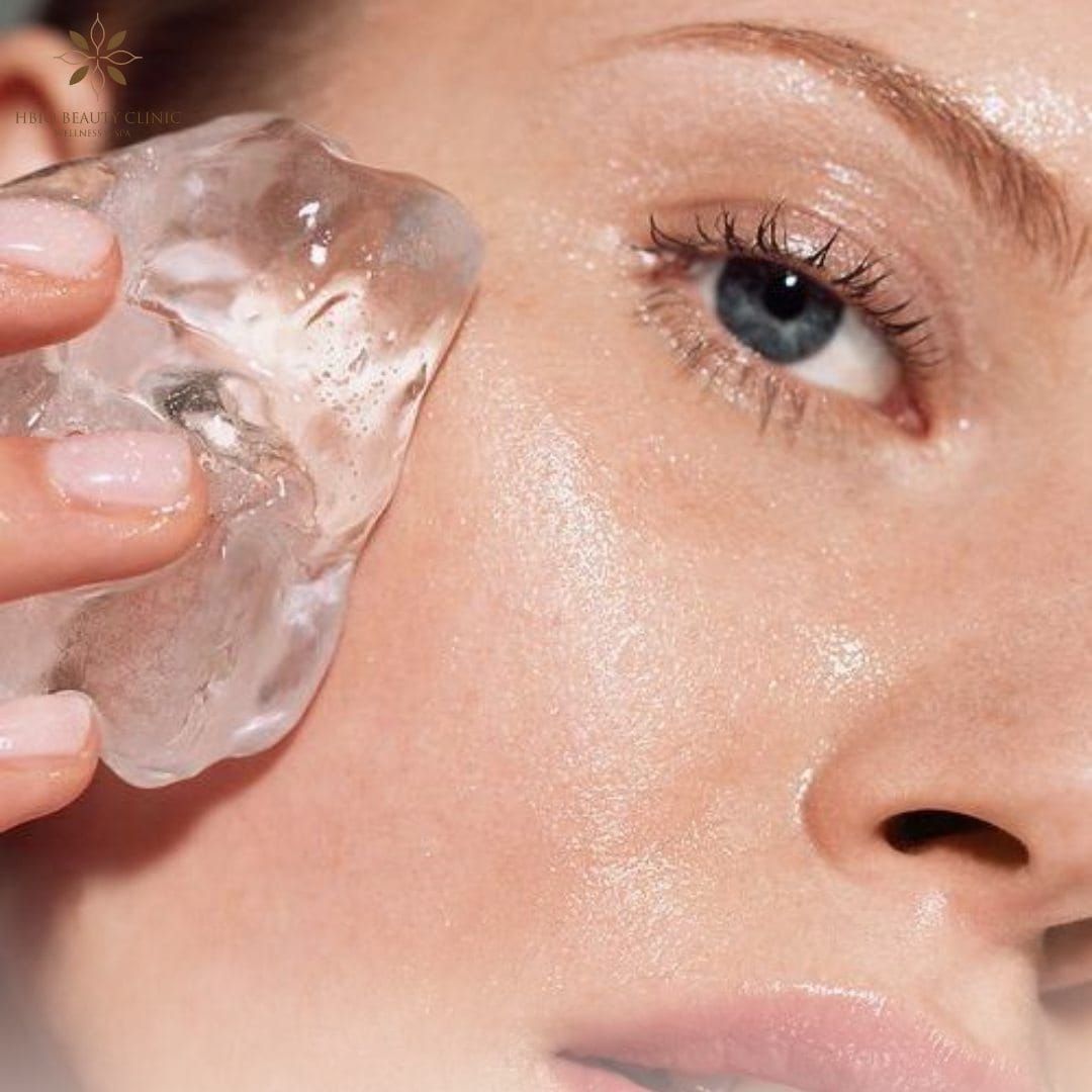 Chườm lạnh nhẹ nhàng trong 24 giờ đầu