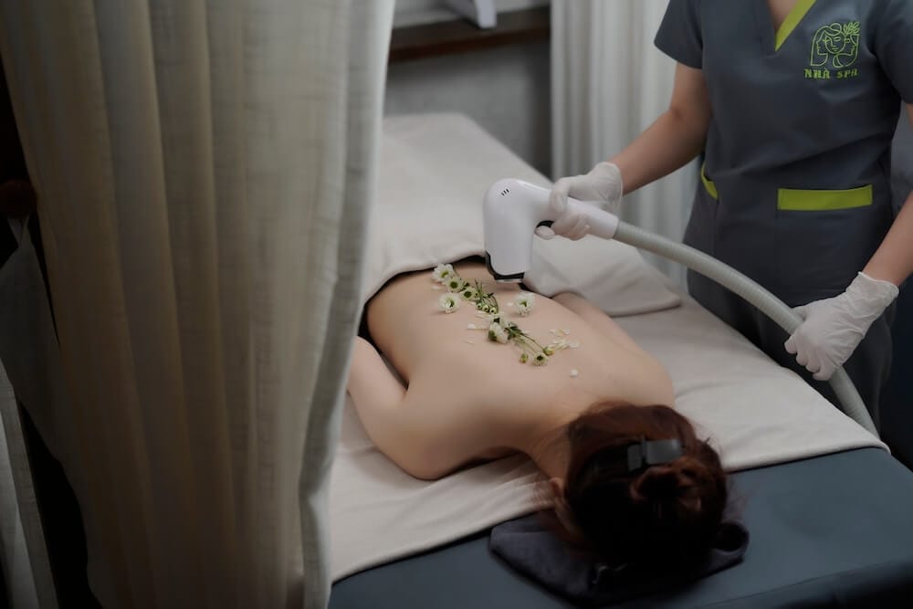 Triệt lông có làm thâm da không?