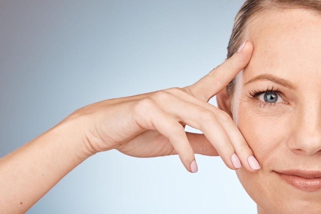 Bài tập hỗ trợ nâng mí mắt