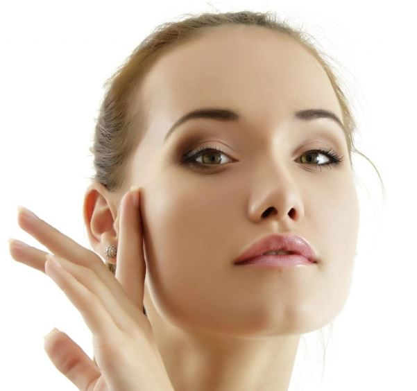 Có nên tiêm cằm chẻ không? Ưu nhược điểm của phương pháp này