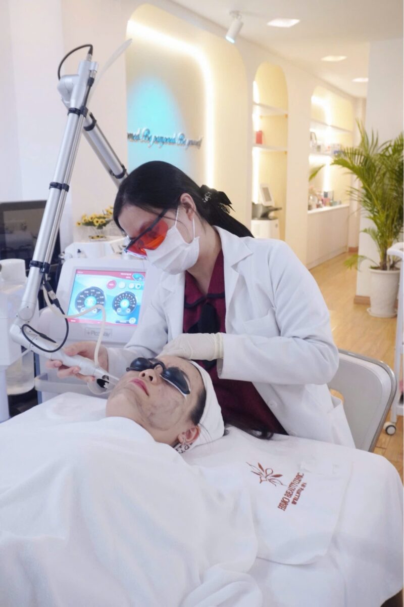 Điều trị giảm sắc tố sau viêm bằng công nghệ thẩm mỹ