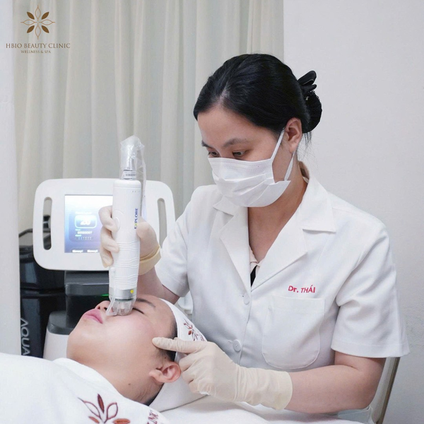 Xác định rõ tình trạng da nhờ công nghệ soi da AI
