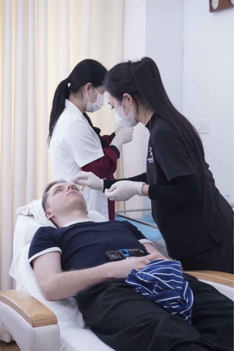 Tiêm filler về bị sốt cần phải làm sao?