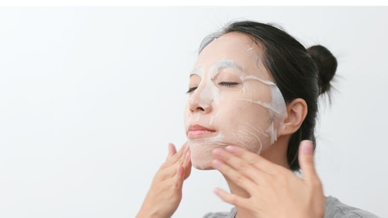 Rửa mặt trước hay đắp mặt nạ trước? Quy trình thực hiện đúng chuẩn 