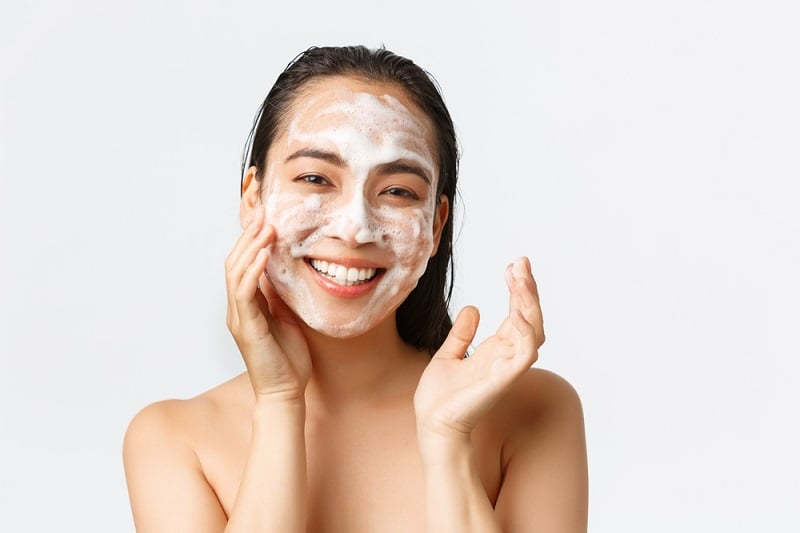 Quy trình chăm sóc và làm sạch da vùng chữ t hiệu quả