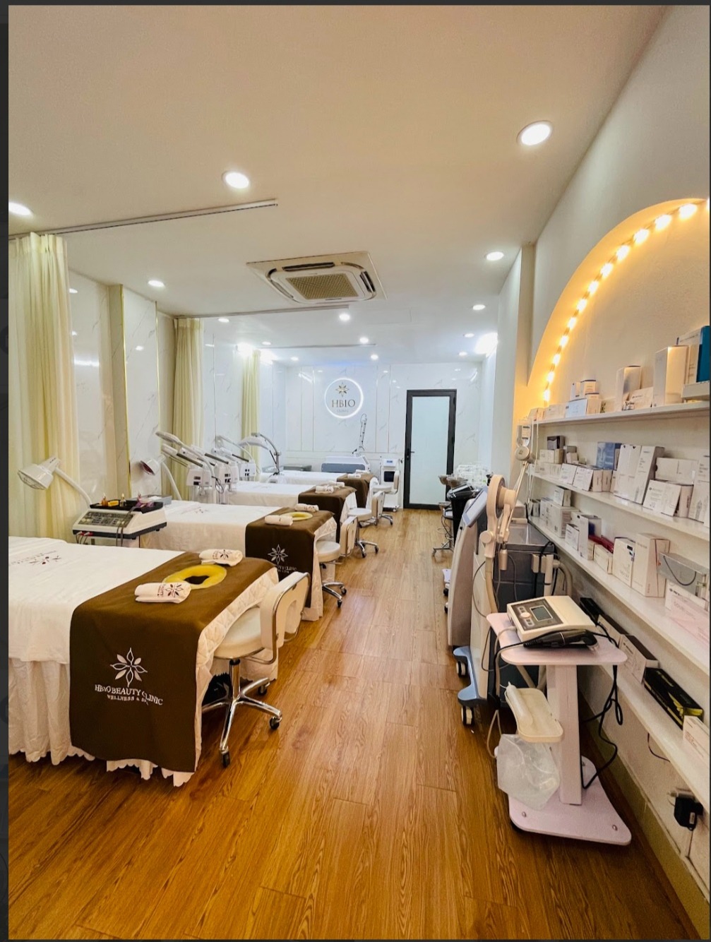 Địa chỉ tiêm môi thuyền đắm uy tín, an toàn hiện nay