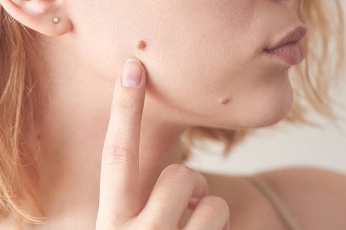 Sau khi làm xong có được rửa mặt không?